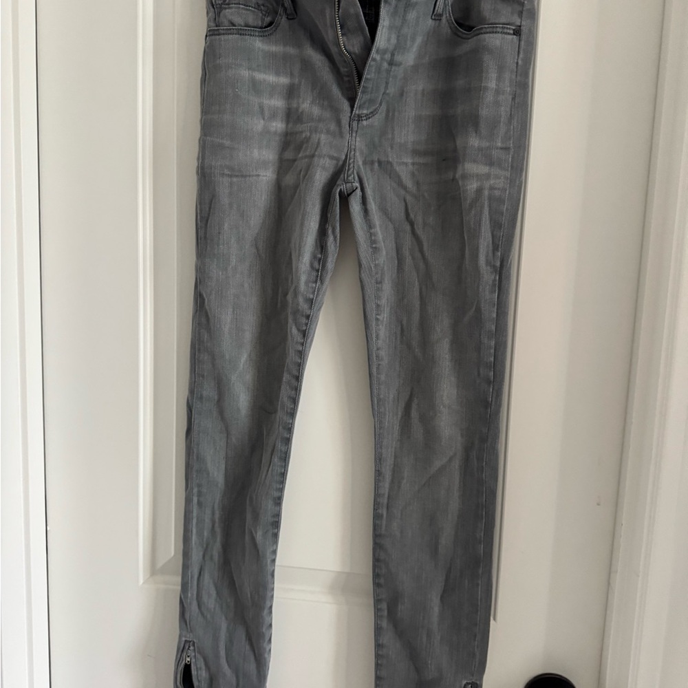 Black Orchid Gray Skinny Jeans with Faded Look
